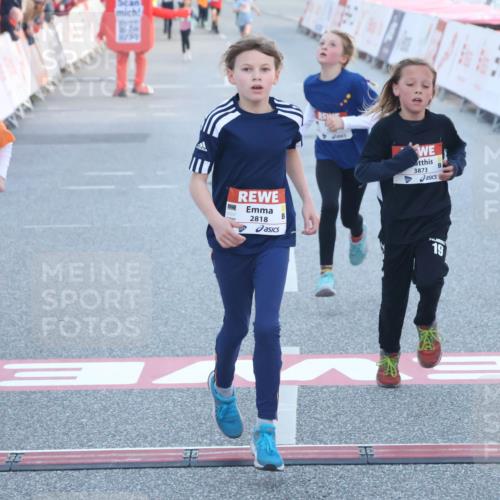 27.04.2024 - Das Zehntel Lena Gebhardt http://msf.ph/oto/6129314 27.04.2024 08:49:44 Ziel 1480, 2355, 2818, 3173, 3657, 3873 meine-sportfotos.de