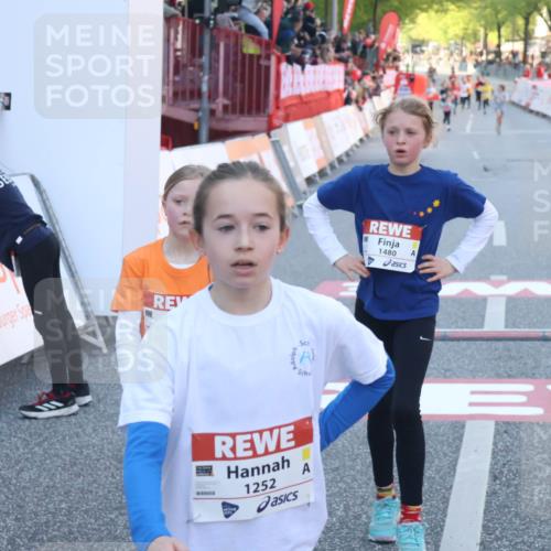 27.04.2024 - Das Zehntel Lena Gebhardt http://msf.ph/oto/6129600 27.04.2024 08:49:47 Ziel 1491, 2355, 3173, 3443, 3924 meine-sportfotos.de