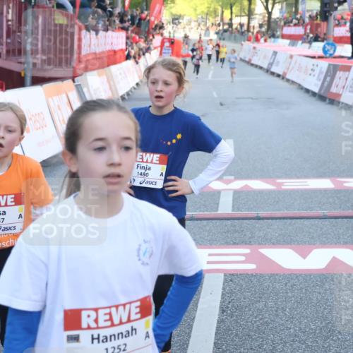 27.04.2024 - Das Zehntel Lena Gebhardt http://msf.ph/oto/6129610 27.04.2024 08:49:47 Ziel 1491, 2355, 3173, 3443, 3924 meine-sportfotos.de