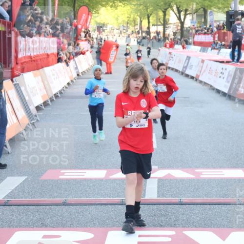 27.04.2024 - Das Zehntel Lena Gebhardt http://msf.ph/oto/6130429 27.04.2024 08:50:04 Ziel 1326, 1498, 1935, 2264, 2599, 2805, 3619, 3703, 3783, 3819 meine-sportfotos.de