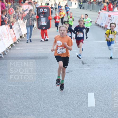 27.04.2024 - Das Zehntel Lena Gebhardt http://msf.ph/oto/6131040 27.04.2024 08:50:12 Ziel 1326, 3169, 3241, 3453, 3619, 3764, 3819 meine-sportfotos.de