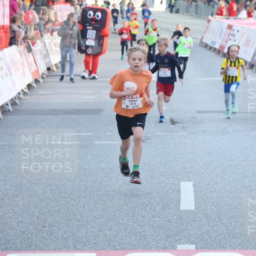 27.04.2024 - Das Zehntel Lena Gebhardt http://msf.ph/oto/6131055 27.04.2024 08:50:13 Ziel 1326, 3169, 3238, 3241, 3453, 3619, 3764, 3784, 3819 meine-sportfotos.de