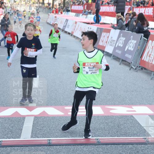 27.04.2024 - Das Zehntel Lena Gebhardt http://msf.ph/oto/6131352 27.04.2024 08:50:21 Ziel 2167, 3169, 3238, 3241, 3453, 3764, 3778, 3784 meine-sportfotos.de