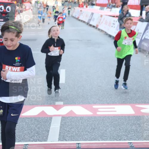27.04.2024 - Das Zehntel Lena Gebhardt http://msf.ph/oto/6131514 27.04.2024 08:50:25 Ziel 2014, 2167, 3169, 3238, 3453, 3641, 3704, 3764, 3769, 3778, 3784, 3846 meine-sportfotos.de