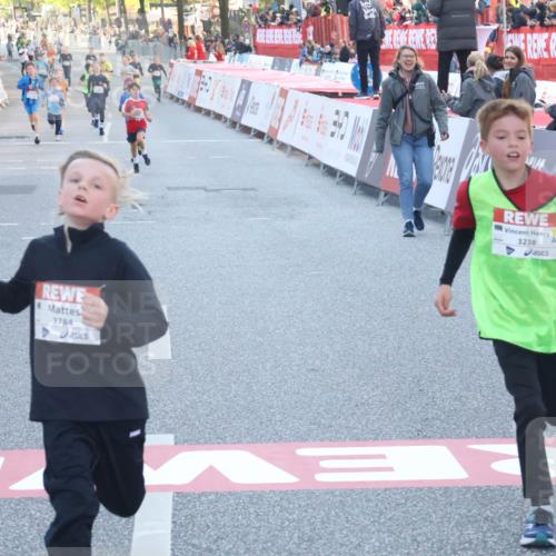 27.04.2024 - Das Zehntel Lena Gebhardt http://msf.ph/oto/6131592 27.04.2024 08:50:26 Ziel 2014, 2167, 3156, 3238, 3453, 3641, 3704, 3764, 3769, 3778, 3784, 3846 meine-sportfotos.de