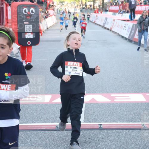 27.04.2024 - Das Zehntel Lena Gebhardt http://msf.ph/oto/6131615 27.04.2024 08:50:26 Ziel 2014, 2167, 3156, 3238, 3453, 3641, 3704, 3764, 3769, 3778, 3784, 3846 meine-sportfotos.de