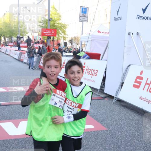 27.04.2024 - Das Zehntel Lena Gebhardt http://msf.ph/oto/6131787 27.04.2024 08:50:29 Ziel 2014, 2167, 3141, 3156, 3641, 3704, 3769, 3778, 3846 meine-sportfotos.de