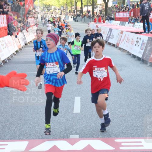 27.04.2024 - Das Zehntel Lena Gebhardt http://msf.ph/oto/6131891 27.04.2024 08:50:33 Ziel 1233, 2014, 2167, 2596, 3043, 3141, 3156, 3472, 3641, 3704, 3769, 3778, 3846 meine-sportfotos.de