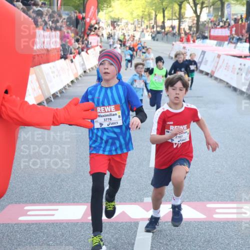 27.04.2024 - Das Zehntel Lena Gebhardt http://msf.ph/oto/6131941 27.04.2024 08:50:33 Ziel 1233, 2014, 2167, 2596, 3043, 3141, 3156, 3472, 3641, 3704, 3769, 3778, 3846 meine-sportfotos.de