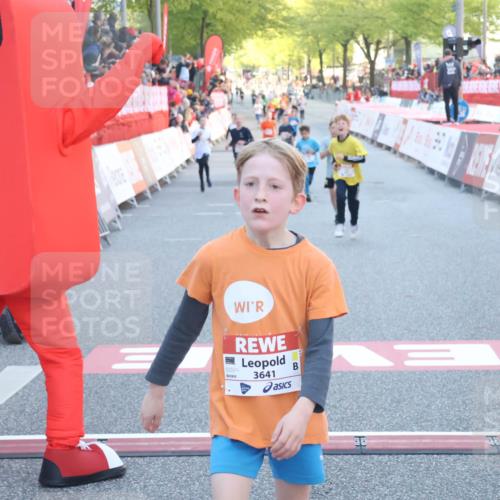 27.04.2024 - Das Zehntel Lena Gebhardt http://msf.ph/oto/6132512 27.04.2024 08:50:41 Ziel 1233, 1929, 2596, 2792, 3043, 3141, 3155, 3156, 3472, 3480, 3709, 3775, 3794 meine-sportfotos.de