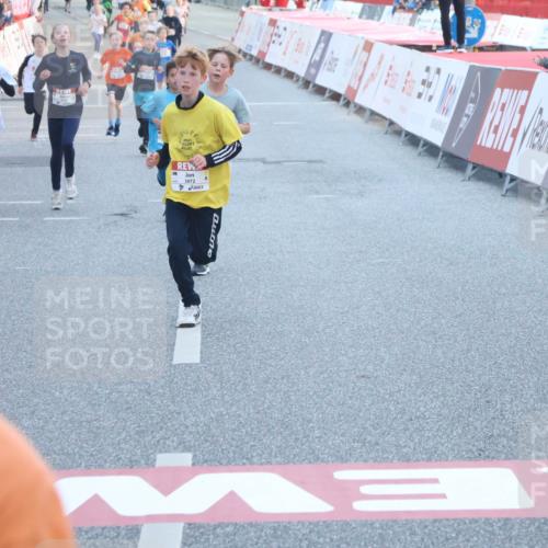 27.04.2024 - Das Zehntel Lena Gebhardt http://msf.ph/oto/6132580 27.04.2024 08:50:42 Ziel 1233, 1929, 2596, 2792, 3043, 3141, 3152, 3155, 3472, 3480, 3709, 3775, 3794 meine-sportfotos.de