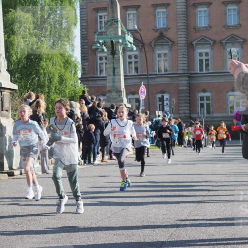 27.04.2024 - Das Zehntel KatJ http://msf.ph/oto/6134084 27.04.2024 08:48:35 Laufen 2134 meine-sportfotos.de