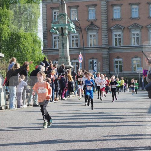 27.04.2024 - Das Zehntel KatJ http://msf.ph/oto/6136845 27.04.2024 08:49:24 Laufen 3813, 2966 meine-sportfotos.de