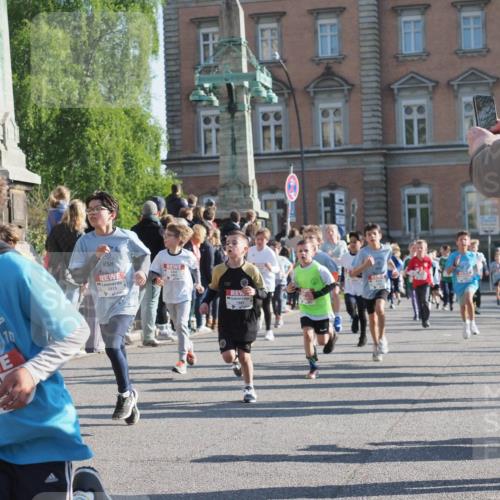 27.04.2024 - Das Zehntel KatJ http://msf.ph/oto/6138945 27.04.2024 08:50:04 Laufen 10, 2315, 1882 meine-sportfotos.de