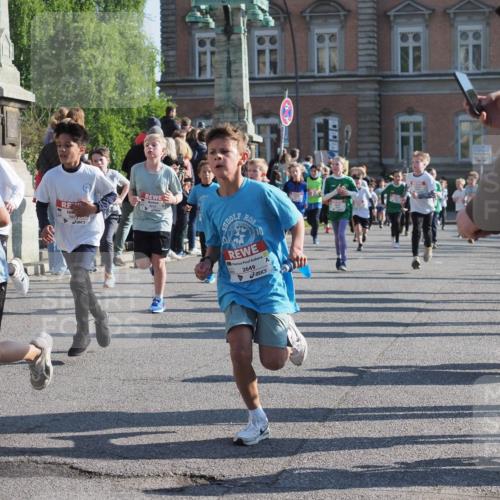 27.04.2024 - Das Zehntel KatJ http://msf.ph/oto/6139097 27.04.2024 08:50:07 Laufen 2342, 1072, 3032, 2649, 10 meine-sportfotos.de
