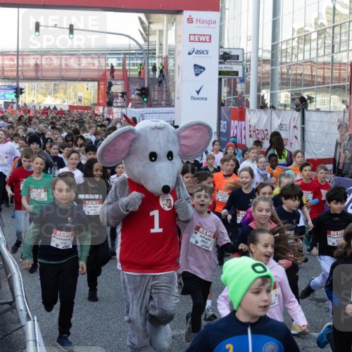 27.04.2024 - Das Zehntel Michael Strokosch http://msf.ph/oto/6142108 27.04.2024 08:30:22 Laufen 600, 2845, 1, 2854, 3183, 1, 4, 2145, 2824, 2859, 1230 meine-sportfotos.de