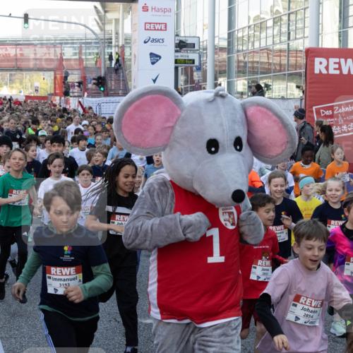 27.04.2024 - Das Zehntel Michael Strokosch http://msf.ph/oto/6142124 27.04.2024 08:30:23 Laufen 3183, 600, 0, 4, 2145, 5, 1, 2855, 165, 38, 2854, 3159 meine-sportfotos.de