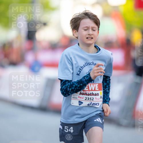 27.04.2024 - Das Zehntel Michael Strokosch http://msf.ph/oto/6143219 27.04.2024 08:49:10 Laufen 54, 2352 meine-sportfotos.de
