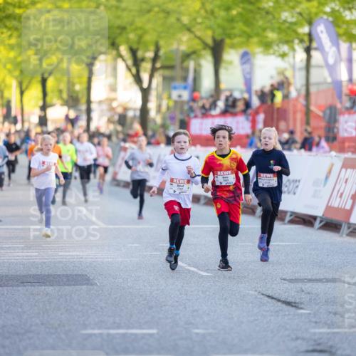 27.04.2024 - Das Zehntel Michael Strokosch http://msf.ph/oto/6143605 27.04.2024 08:50:30 Laufen 17078, 1929, 3152 meine-sportfotos.de