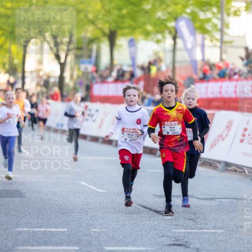 27.04.2024 - Das Zehntel Michael Strokosch http://msf.ph/oto/6143619 27.04.2024 08:50:32 Laufen 1707, 1929, 3152, 39 meine-sportfotos.de