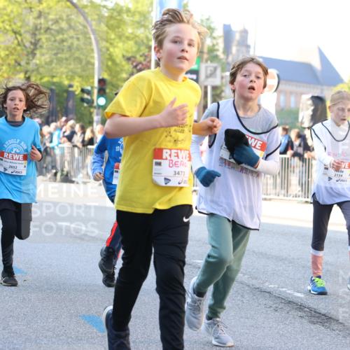 27.04.2024 - Das Zehntel Strokosch-Dieckow http://msf.ph/oto/6159923 27.04.2024 08:50:19 Laufen 1471, 1497, 1866, 2114, 2134, 2345, 2360, 2644, 2652, 3112, 3145, 3168, 3455, 3460, 3473 meine-sportfotos.de