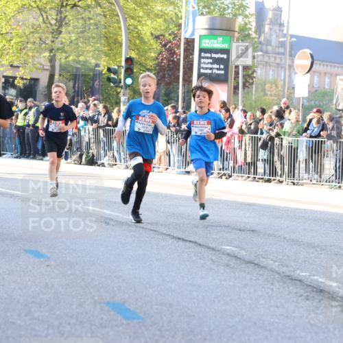 27.04.2024 - Das Zehntel Strokosch-Dieckow http://msf.ph/oto/6159983 27.04.2024 08:50:12 Laufen 1230, 1497, 1552, 1553, 1584, 1596, 1661, 1929, 2114, 2134, 2360, 2644, 2652, 2679, 3030, 3112, 3145, 3168, 3473, 3705, 3706 meine-sportfotos.de