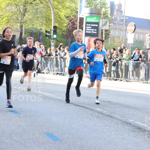 27.04.2024 - Das Zehntel Strokosch-Dieckow http://msf.ph/oto/6160009 27.04.2024 08:50:13 Laufen 1497, 1552, 1584, 1596, 1929, 2114, 2134, 2345, 2360, 2644, 2652, 2679, 3030, 3112, 3145, 3168, 3473, 3705, 3706 meine-sportfotos.de