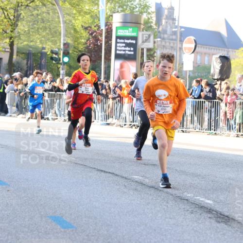 27.04.2024 - Das Zehntel Strokosch-Dieckow http://msf.ph/oto/6160025 27.04.2024 08:50:10 Laufen 1230, 1497, 1552, 1553, 1584, 1596, 1661, 1929, 2114, 2134, 2360, 2644, 2652, 2679, 3030, 3112, 3145, 3168, 3473, 3705, 3706 meine-sportfotos.de