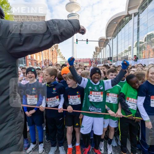 27.04.2024 - Das Zehntel Michael Strokosch http://msf.ph/oto/6174484 27.04.2024 08:16:14 Allgemein zum Event 3163, 3175, 3161, 1650, 3038, 1661, 3173, 3156, 314 meine-sportfotos.de