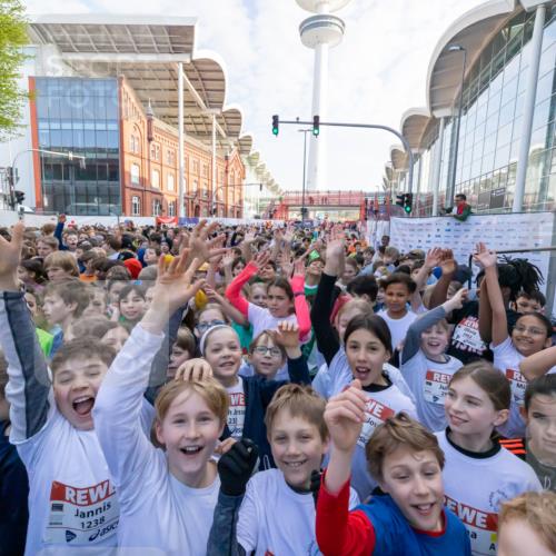27.04.2024 - Das Zehntel Michael Strokosch http://msf.ph/oto/6174564 27.04.2024 08:16:29 Allgemein zum Event 1238, 29, 2962, 232, 86, 4 meine-sportfotos.de