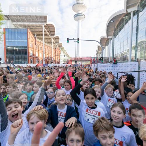 27.04.2024 - Das Zehntel Michael Strokosch http://msf.ph/oto/6174589 27.04.2024 08:16:29 Allgemein zum Event 1232, 1218, 15, 9 meine-sportfotos.de