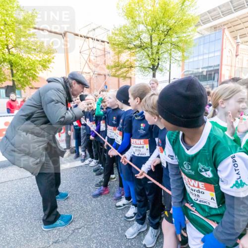 27.04.2024 - Das Zehntel Michael Strokosch http://msf.ph/oto/6174614 27.04.2024 08:16:37 Allgemein zum Event 3175, 3038, 1650 meine-sportfotos.de