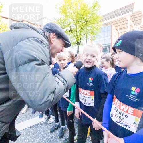 27.04.2024 - Das Zehntel Michael Strokosch http://msf.ph/oto/6174640 27.04.2024 08:16:40 Allgemein zum Event 3152, 3163 meine-sportfotos.de