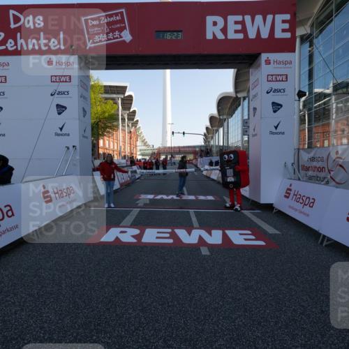 27.04.2024 - Das Zehntel Michael Strokosch http://msf.ph/oto/6175025 27.04.2024 08:46:53 Allgemein zum Event 42, 145, 104, 2145, 42, 145, 10, 4, 2145, 16, 23 meine-sportfotos.de