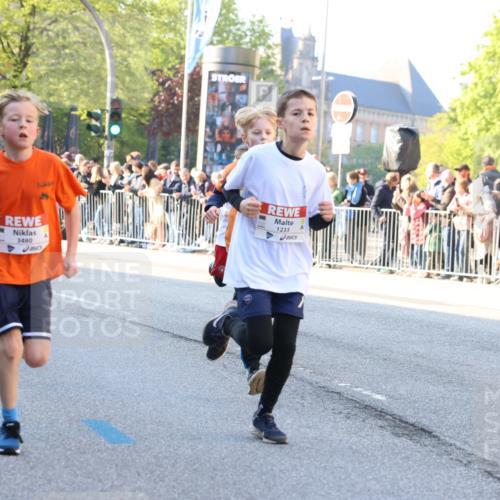 27.04.2024 - Das Zehntel Strokosch-Dieckow http://msf.ph/oto/6209248 27.04.2024 08:49:58 Laufen 1230, 1233, 1553, 1661, 1707, 2354, 3152, 3155, 3480, 3709, 3775, 3794, 3833 meine-sportfotos.de