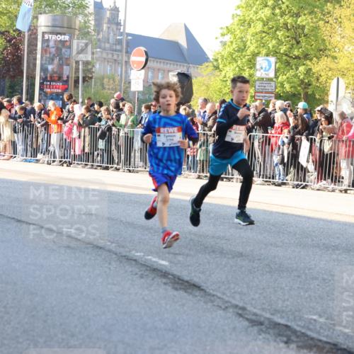 27.04.2024 - Das Zehntel Strokosch-Dieckow http://msf.ph/oto/6209261 27.04.2024 08:49:56 Laufen 1233, 1707, 2014, 2354, 3152, 3155, 3480, 3709, 3775, 3794, 3833 meine-sportfotos.de