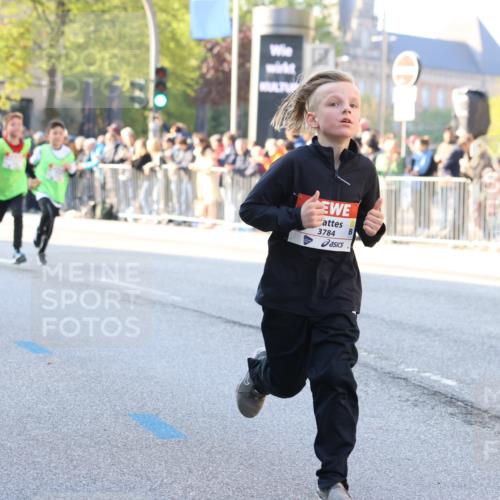 27.04.2024 - Das Zehntel Strokosch-Dieckow http://msf.ph/oto/6209416 27.04.2024 08:49:29 Laufen 3238, 3241, 3453, 3764, 3784, 3819 meine-sportfotos.de