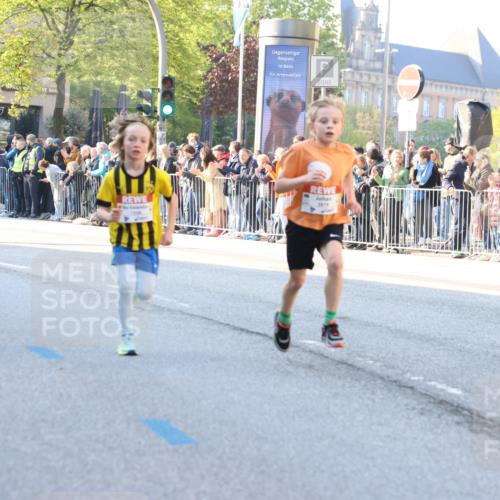 27.04.2024 - Das Zehntel Strokosch-Dieckow http://msf.ph/oto/6209450 27.04.2024 08:49:21 Laufen 1326, 1935, 3619, 3784, 3819 meine-sportfotos.de