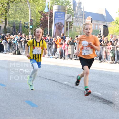 27.04.2024 - Das Zehntel Strokosch-Dieckow http://msf.ph/oto/6209462 27.04.2024 08:49:22 Laufen 1326, 1935, 3238, 3241, 3619, 3784, 3819 meine-sportfotos.de