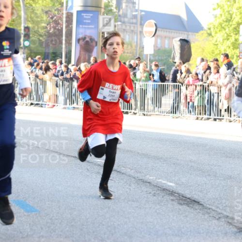 27.04.2024 - Das Zehntel Strokosch-Dieckow http://msf.ph/oto/6209478 27.04.2024 08:49:15 Laufen 1326, 1935, 2264, 2839, 3169, 3173, 3443, 3619, 3703, 3783 meine-sportfotos.de