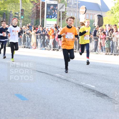 27.04.2024 - Das Zehntel Strokosch-Dieckow http://msf.ph/oto/6209525 27.04.2024 08:49:11 Laufen 1935, 2264, 2599, 2805, 2839, 3169, 3173, 3443, 3619, 3703, 3783 meine-sportfotos.de
