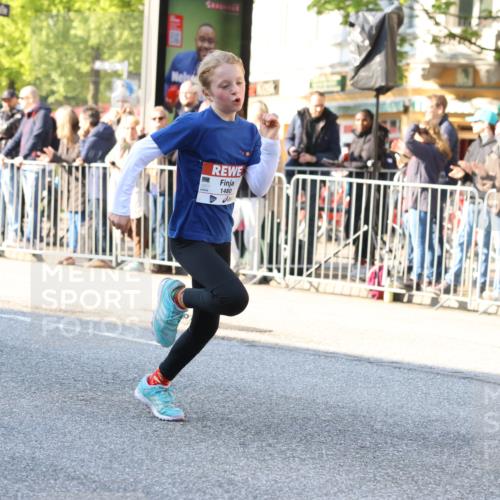 27.04.2024 - Das Zehntel Strokosch-Dieckow http://msf.ph/oto/6209575 27.04.2024 08:49:02 Laufen 1480, 1491, 1498, 2599, 2805, 3443, 3703, 3783 meine-sportfotos.de