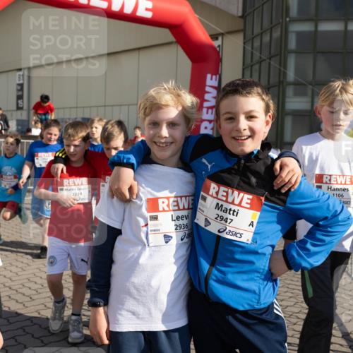27.04.2024 - Das Zehntel Michael Strokosch http://msf.ph/oto/6212409 27.04.2024 08:02:16 Allgemein zum Event 048, 2224, 2936, 2947, 1106, 1 meine-sportfotos.de
