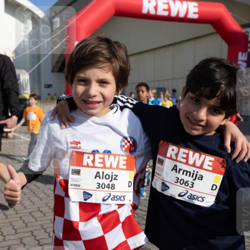27.04.2024 - Das Zehntel Michael Strokosch http://msf.ph/oto/6212449 27.04.2024 08:02:32 Allgemein zum Event 81, 3063, 3048, 2 meine-sportfotos.de