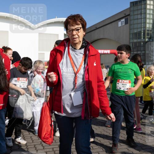 27.04.2024 - Das Zehntel Michael Strokosch http://msf.ph/oto/6212470 27.04.2024 08:03:41 Allgemein zum Event 2411, 28, 04, 202, 1, 1631 meine-sportfotos.de
