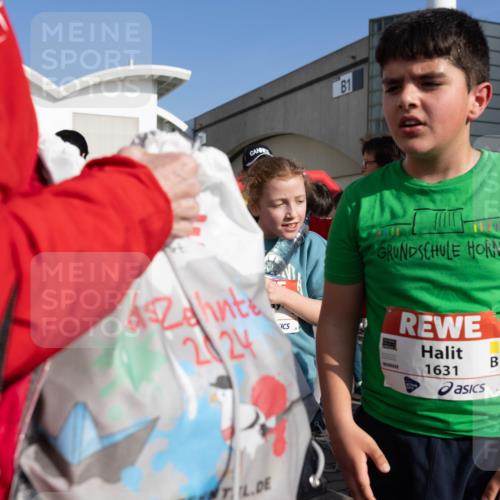 27.04.2024 - Das Zehntel Michael Strokosch http://msf.ph/oto/6212477 27.04.2024 08:03:47 Allgemein zum Event 2024, 1, 1631 meine-sportfotos.de