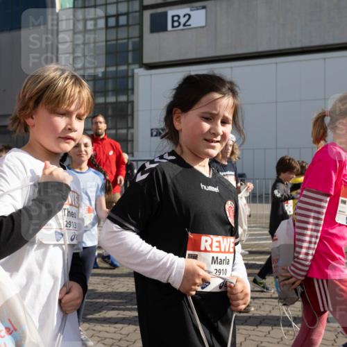27.04.2024 - Das Zehntel Michael Strokosch http://msf.ph/oto/6212485 27.04.2024 08:03:55 Allgemein zum Event 2, 2913, 2910, 38 meine-sportfotos.de