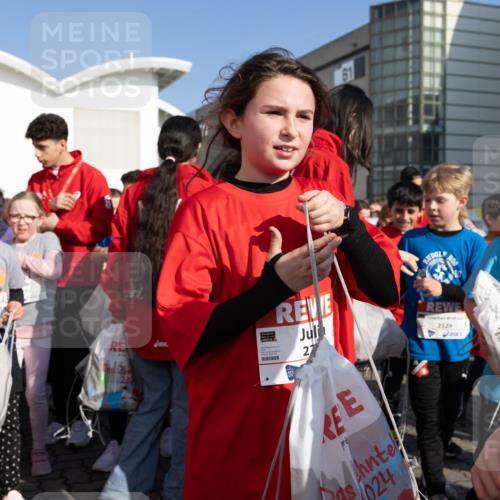 27.04.2024 - Das Zehntel Michael Strokosch http://msf.ph/oto/6212508 27.04.2024 08:04:07 Allgemein zum Event 182, 20, 22, 2529, 253, 024 meine-sportfotos.de