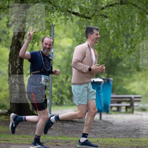 05.05.2024 - 7. Wedeler Halbmarathon Michael Strokosch http://msf.ph/oto/6220920 05.05.2024 10:42:20 Laufen 339 meine-sportfotos.de