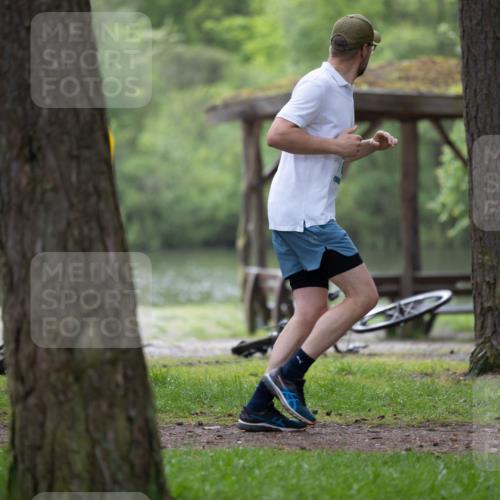 05.05.2024 - 7. Wedeler Halbmarathon Michael Strokosch http://msf.ph/oto/6220924 05.05.2024 10:42:28 Laufen  meine-sportfotos.de